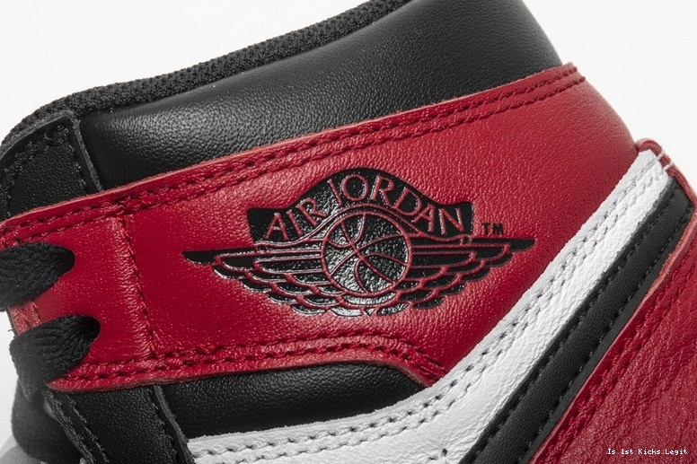 Toe 555088-125 OG Air Black 1 Retro Jordan High 1107